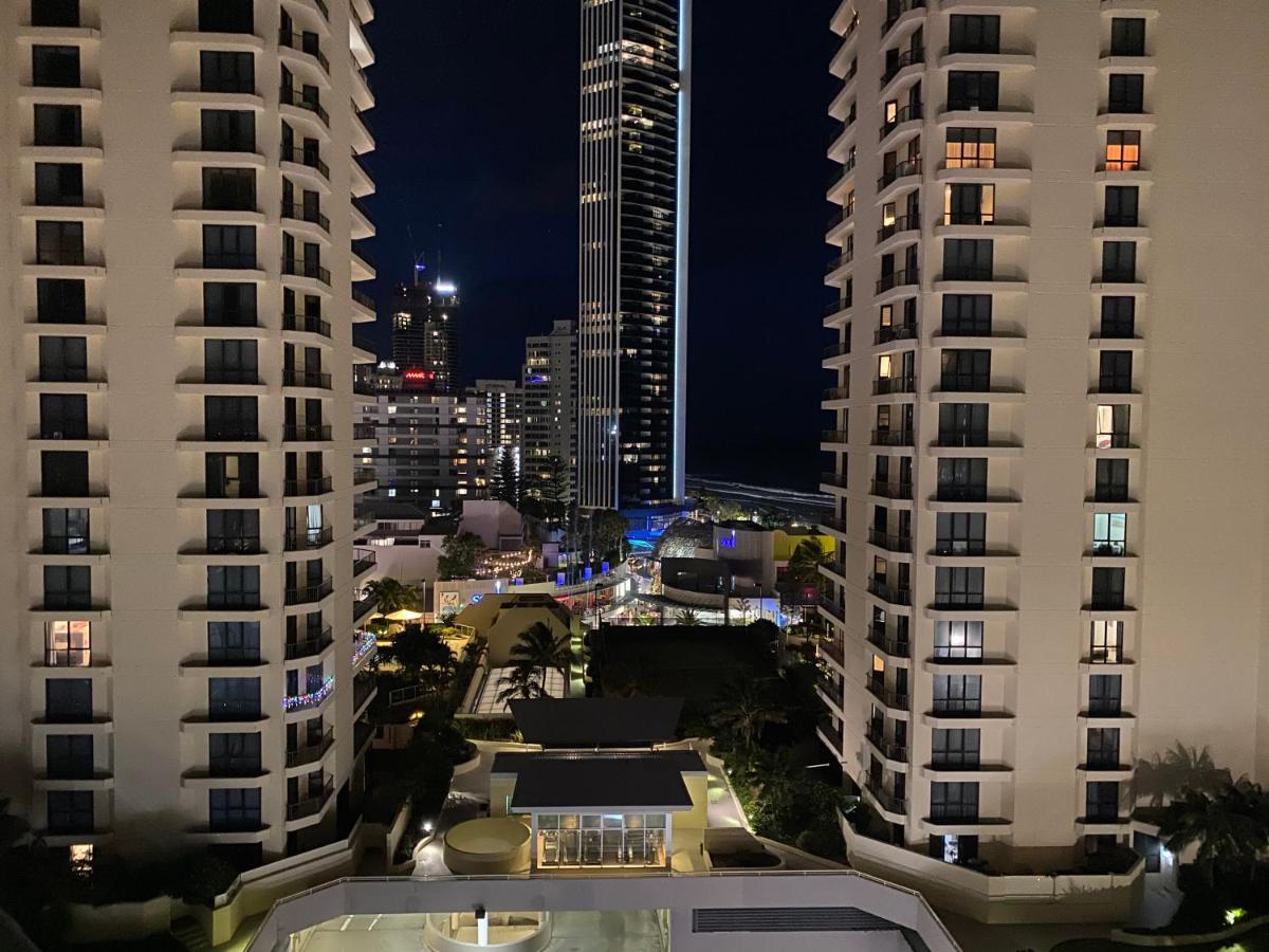 Unit 2 - Spectacular Sea Views In Surfers Paradise Gold Coast Extérieur photo
